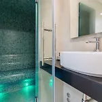 Presidential 350m2 Bellavista On One Level,private Spa&heated Pool